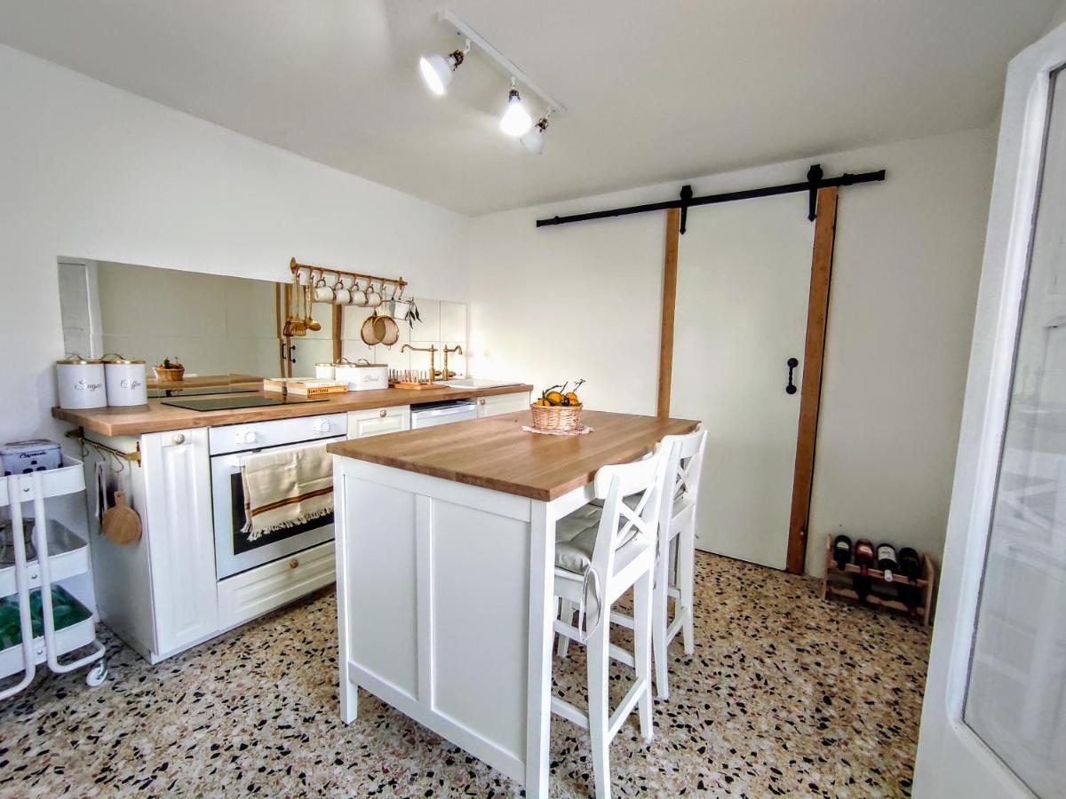 Cinque Terrazze: Freshly Renovated 2-Bedroom House Kellie Messapica Kültér fotó